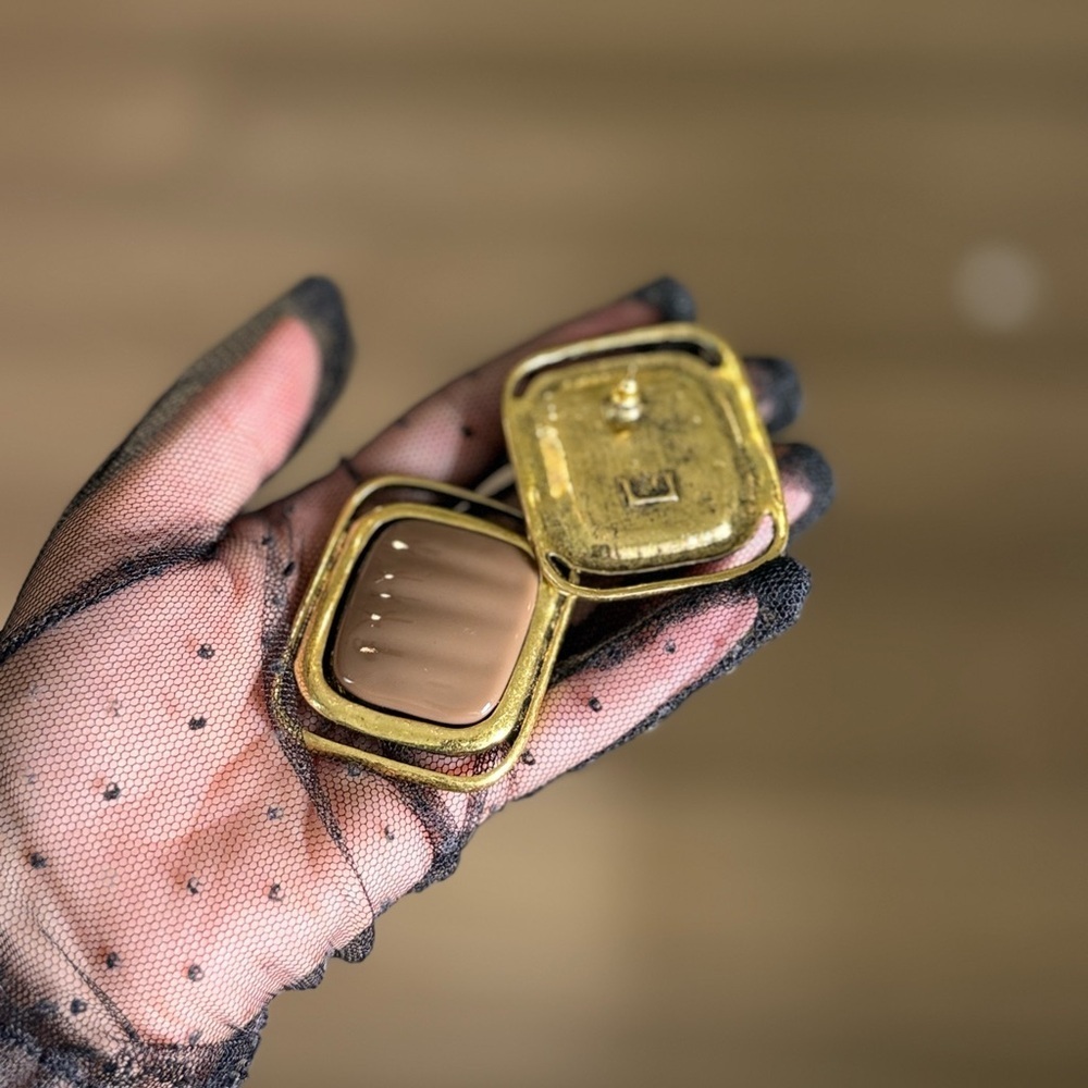 ✨ Bold Square Statement Earrings – Gold & Brown Retro Style - Picture 9 of 11